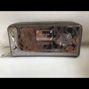 Michael Kors wallet
